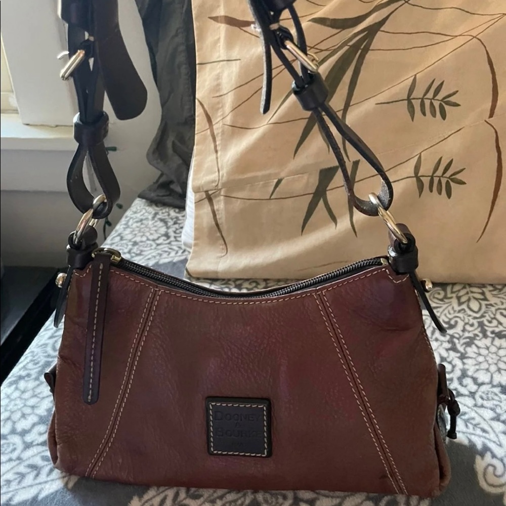 Dooney and bourke bag